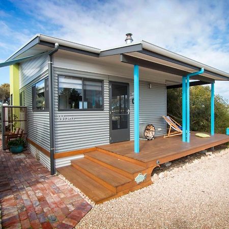 Coorong Cabins Meningie Exterior photo